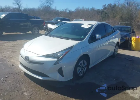 2018 Toyota Prius Four z USA, uszkodzony, nr VIN JTDKARFU8J3065134